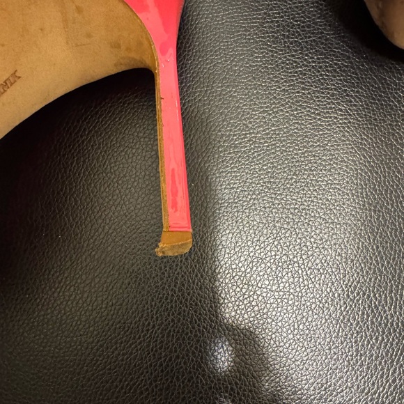 Manolo Blahnik - Picture 9 of 10